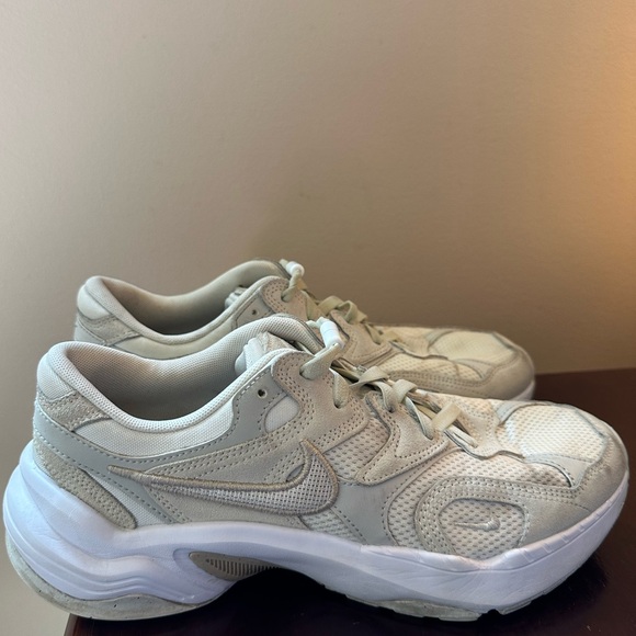 Nike AL8 Sneakers - Picture 5 of 9